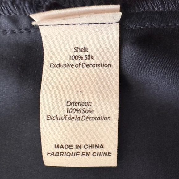 CINQ À SEPT
Lonny Sleeveless
Turtleneck Silk Top - Picture 6 of 8